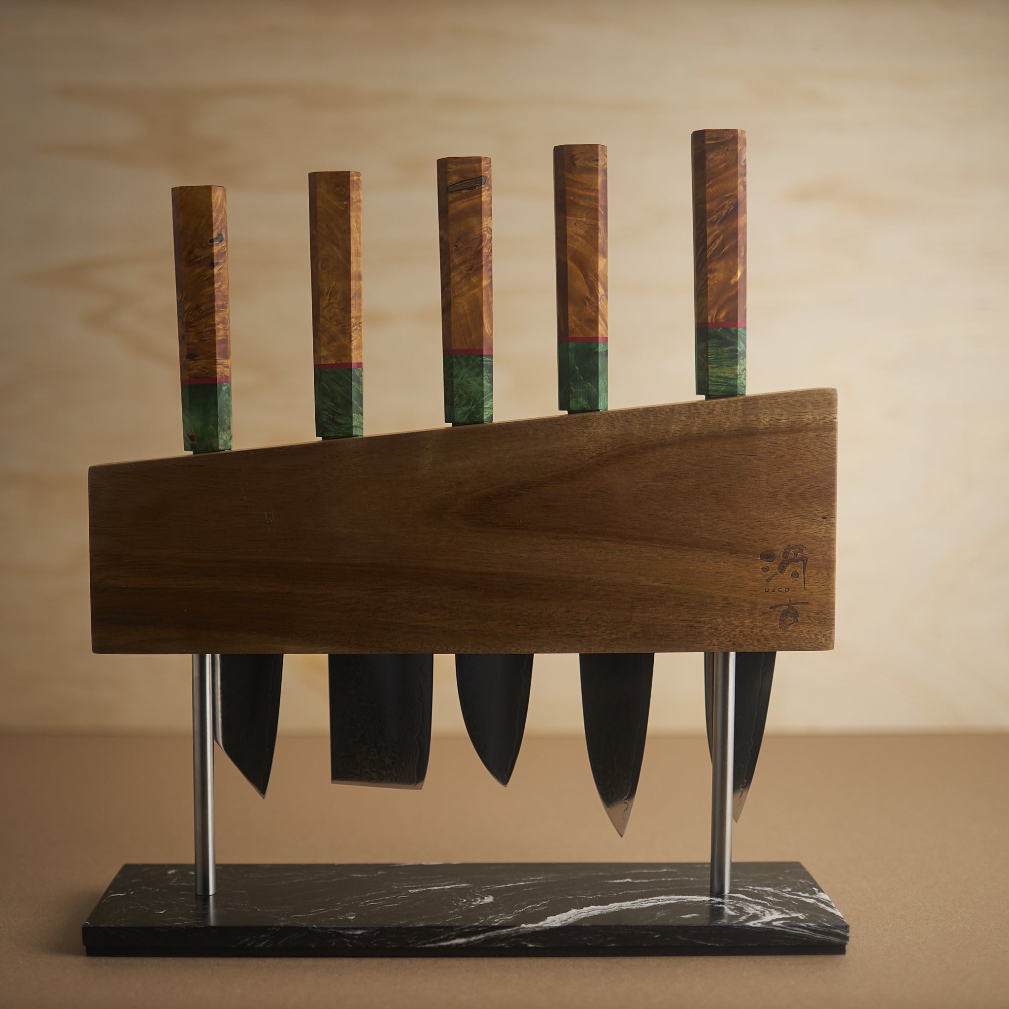 The Knife Block